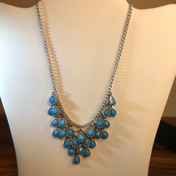 Jewelry - Turquoise look Boho necklace